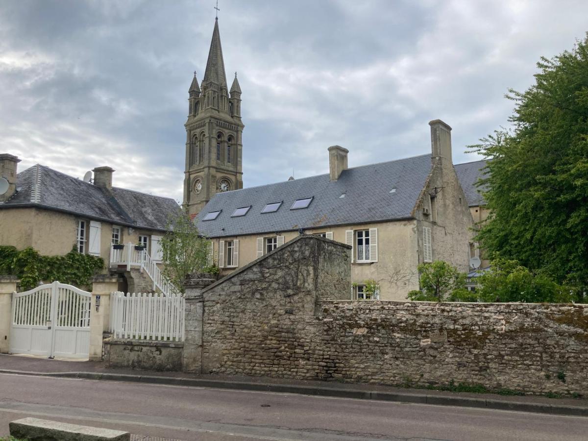 Le Clos De L'Eglise Arromanches-les-Bains Extérieur photo