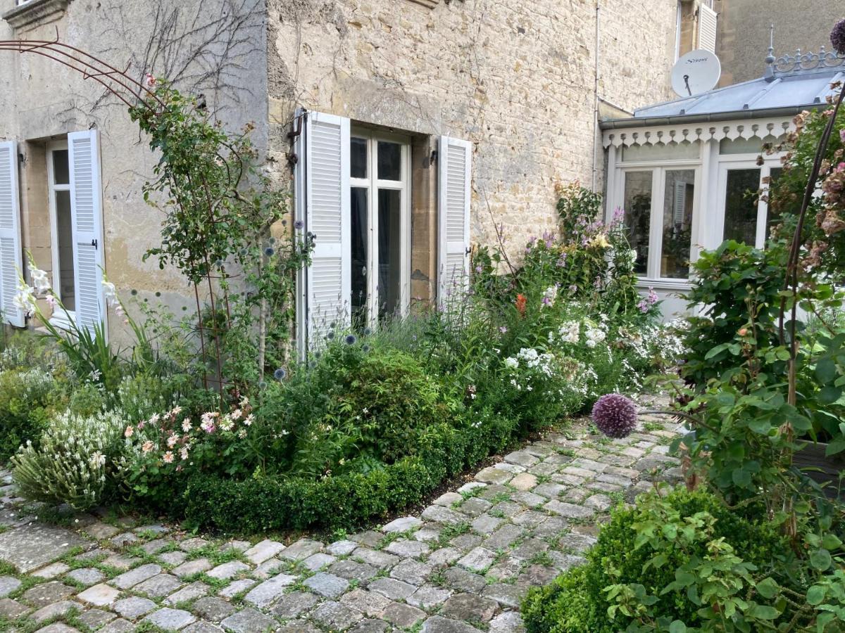Le Clos De L'Eglise Arromanches-les-Bains Extérieur photo